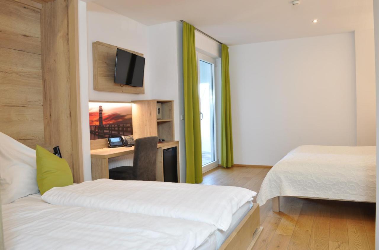 Seehotel Herlinde Подерсдорф-ам-Зе Екстер'єр фото