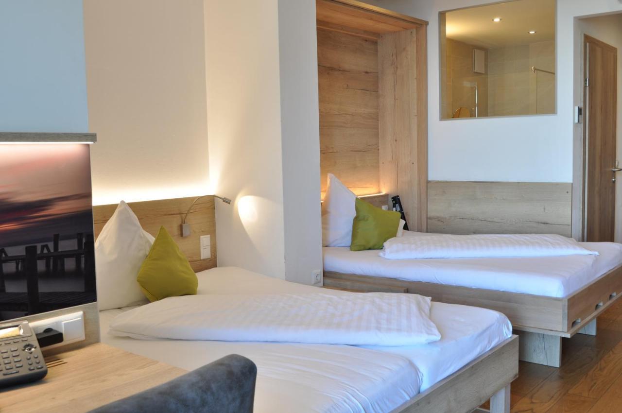 Seehotel Herlinde Подерсдорф-ам-Зе Екстер'єр фото